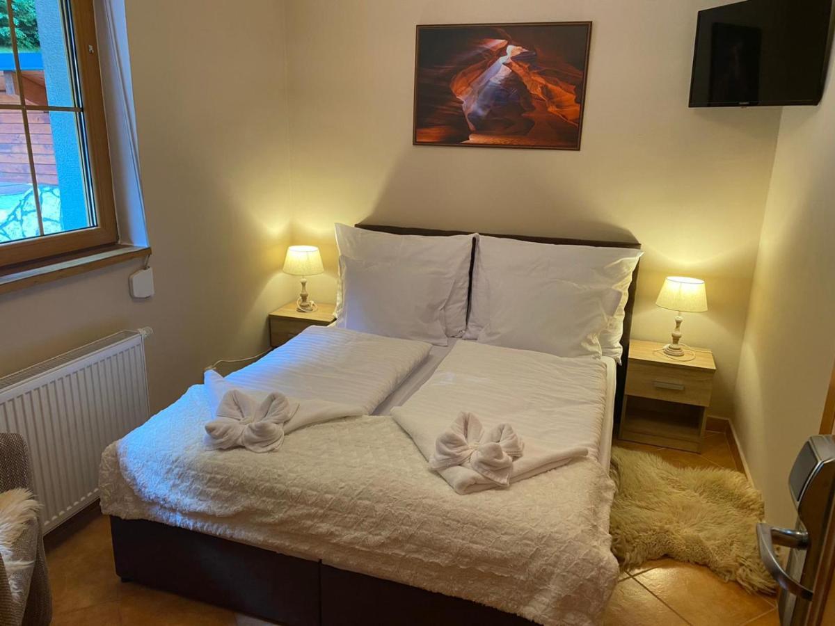 Penzion Bawaria Horni Lomna Exterior foto